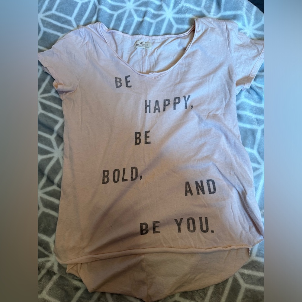Hollister T-Shirt